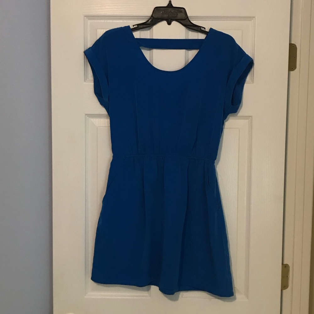 Blue pocket dress